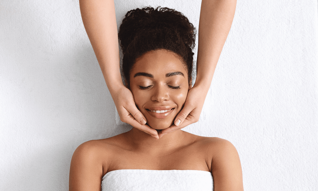 Lifting Facial in Clinic
