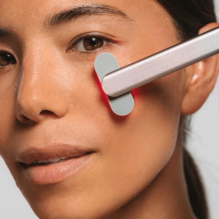 Photon Therapy Wand with EMS