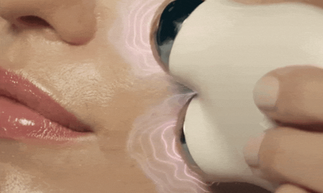 Microcurrent Face Lift at Home - MicroRoller